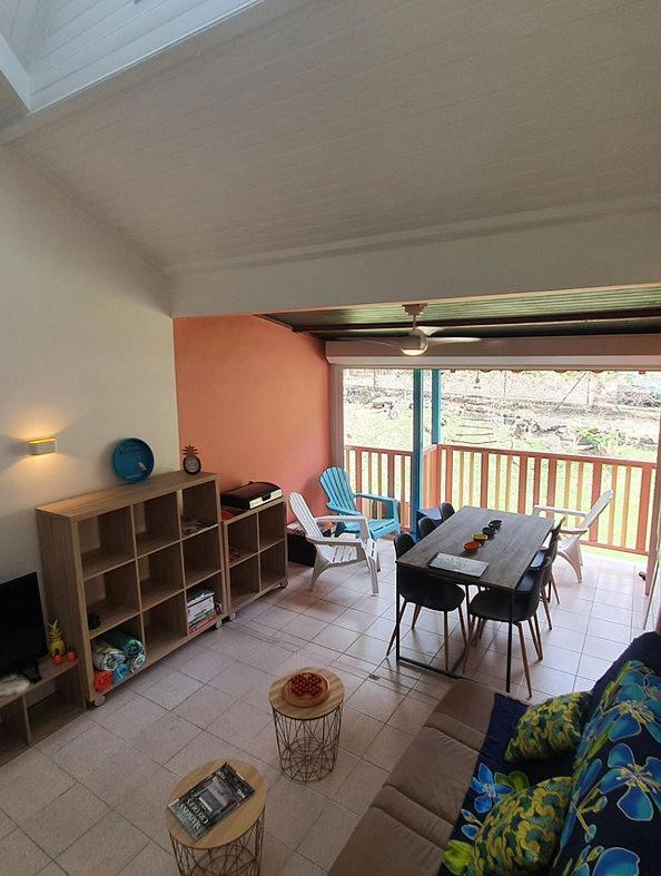 Appartement Ker-Eol Residence Canouan Sainte-Anne Avec Piscine Zewnętrze zdjęcie
