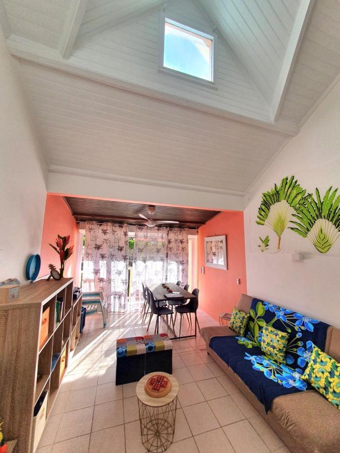 Appartement Ker-Eol Residence Canouan Sainte-Anne Avec Piscine Zewnętrze zdjęcie